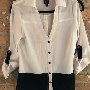 2B Bebe Tops - Black and White 2b Blouse! 2B Bebe Tops - Black and White 2b Blouse!